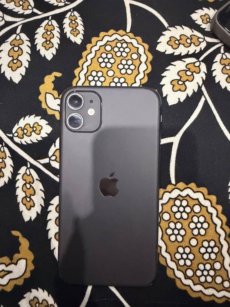 Apple iPhone 11 3