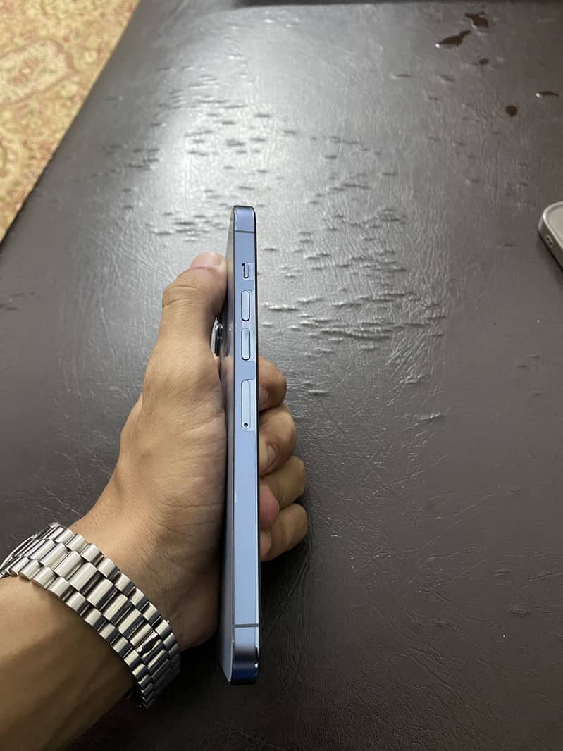 Apple iPhone 13 Pro Max 5