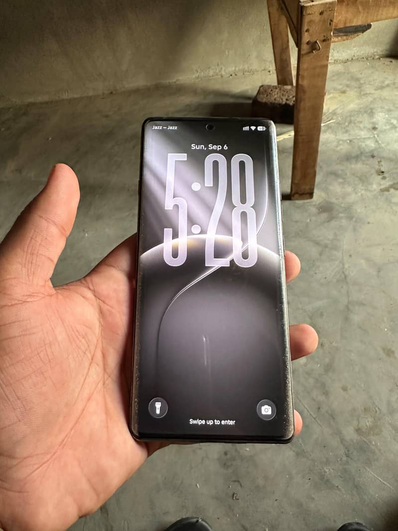 Tecno CAMON 40 Pro 1