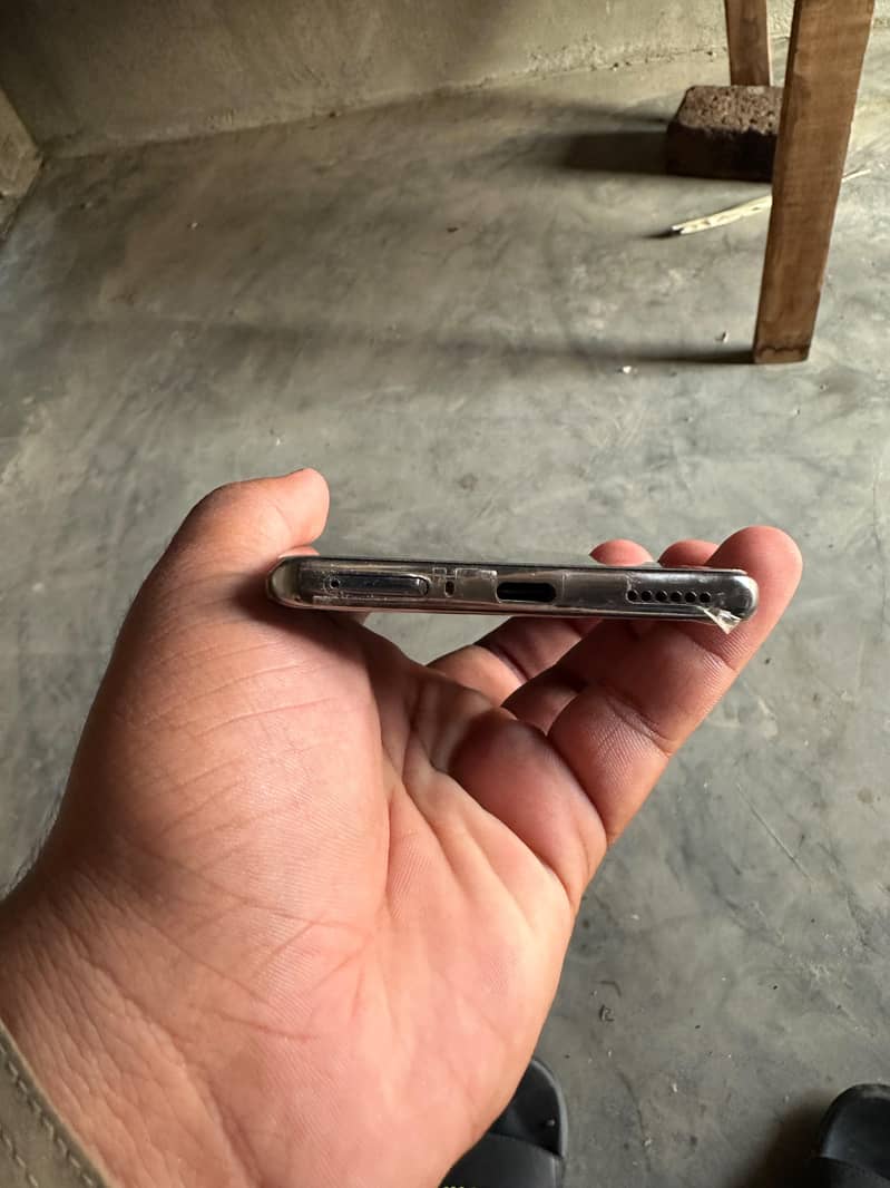 Tecno CAMON 40 Pro 3