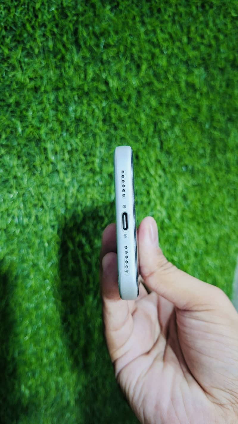 Apple iPhone 17 Pro Max 1
