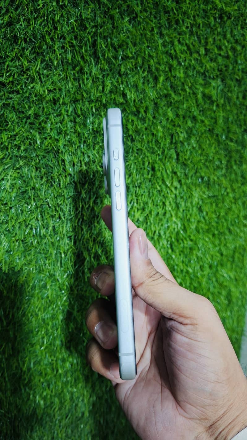 Apple iPhone 17 Pro Max 2