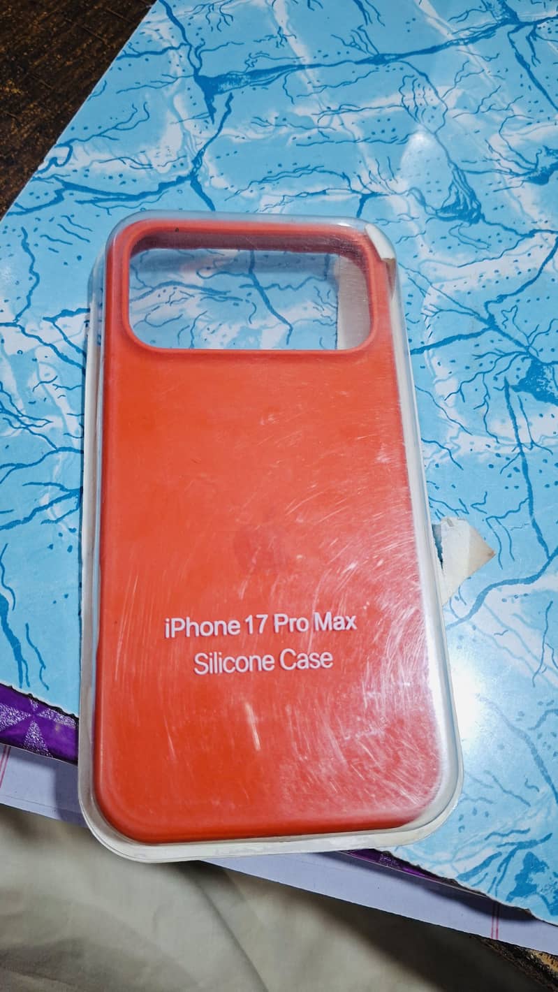 Apple iPhone 17 Pro Max 11