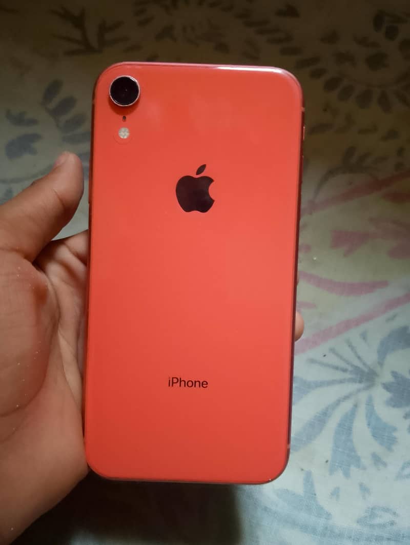 Apple iPhone XR 0
