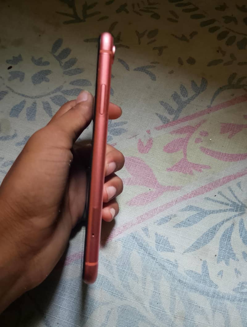 Apple iPhone XR 2