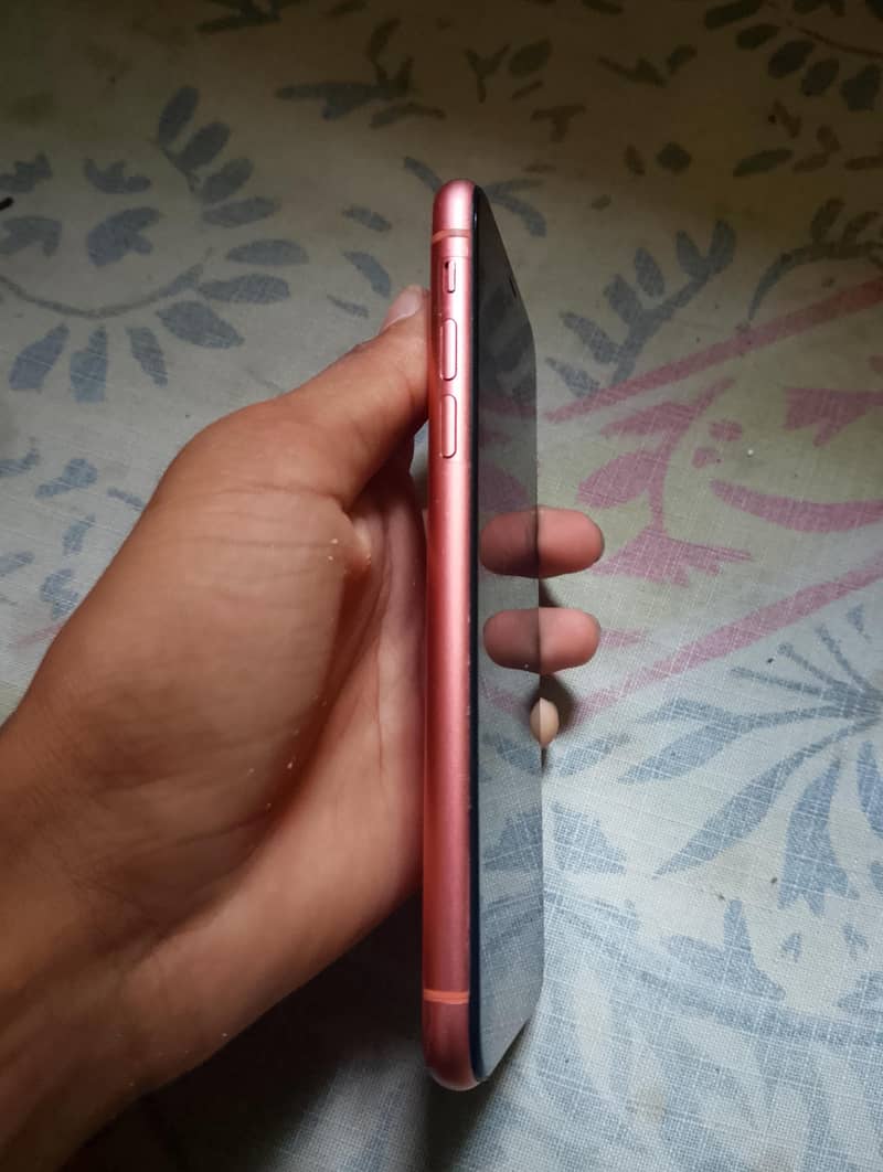 Apple iPhone XR 3