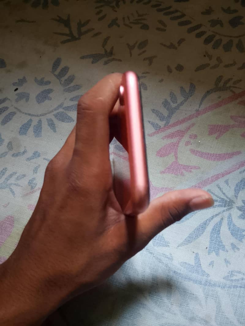 Apple iPhone XR 5