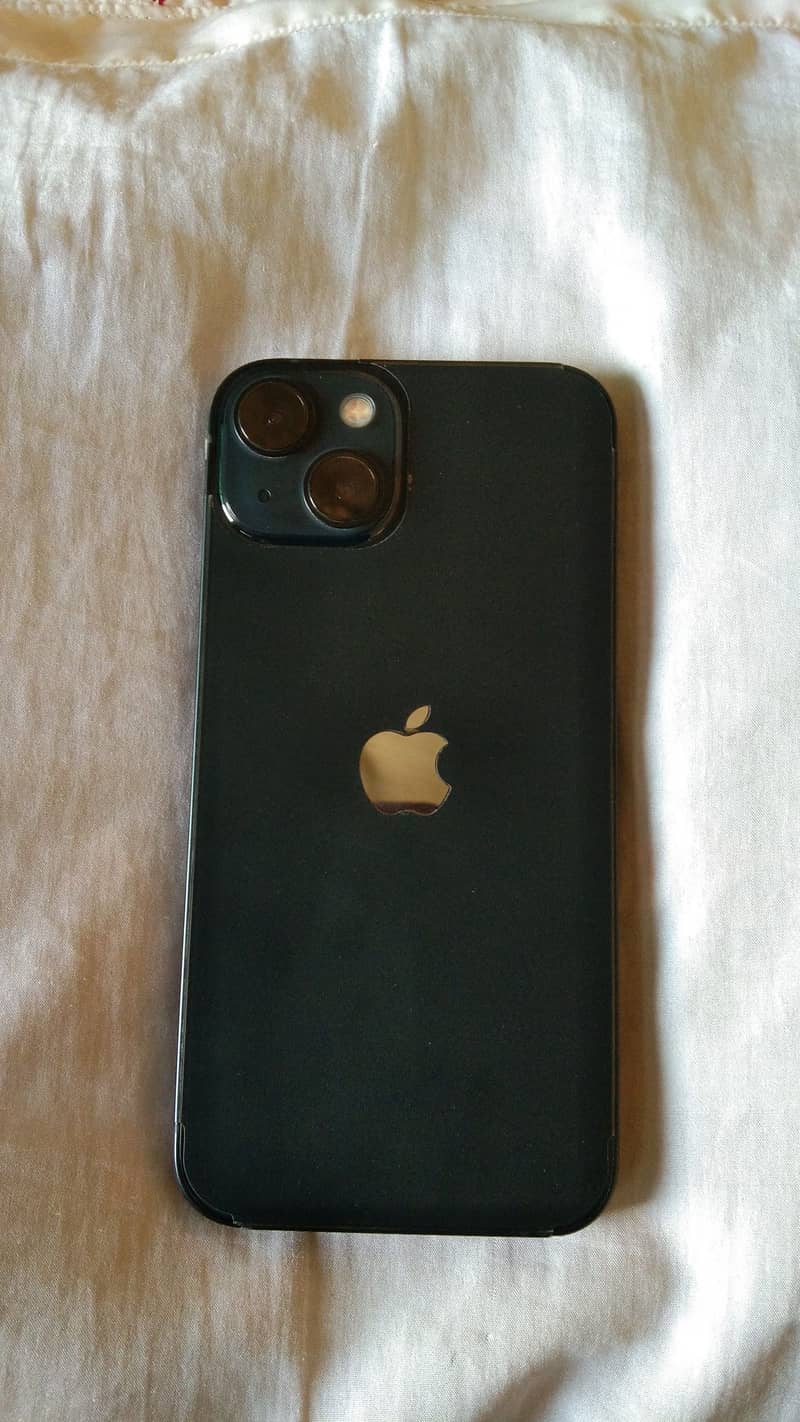 Apple iPhone 13 2