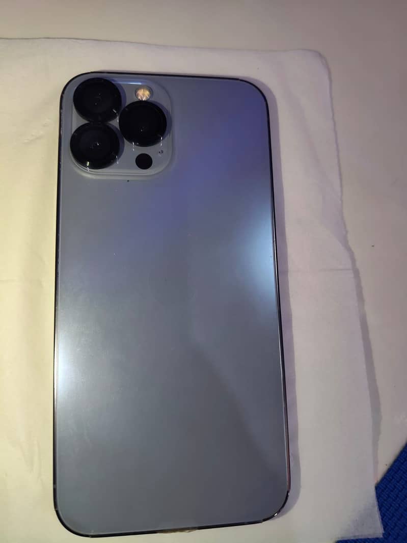 Apple iPhone 13 Pro Max 0