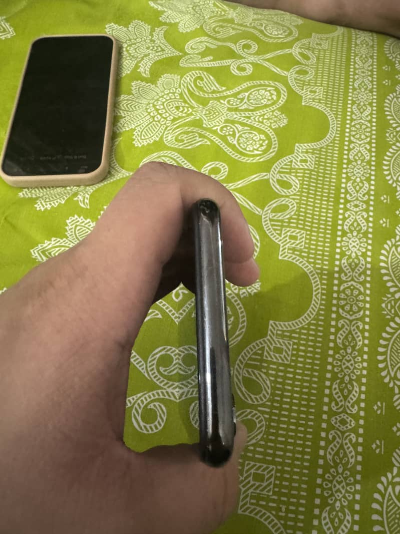 Apple iPhone X JV MINT CONDITION 1