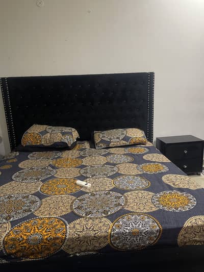 Black pure wooden king size bed