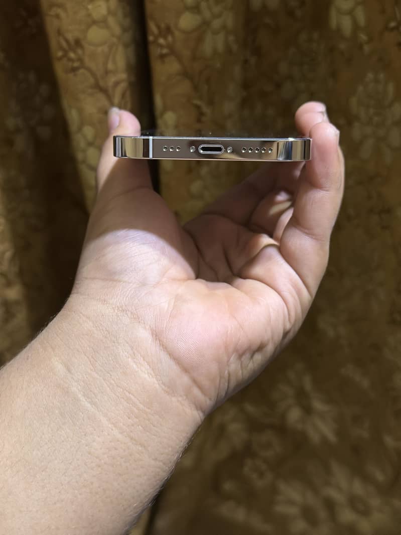 Apple iPhone 13 Pro 5