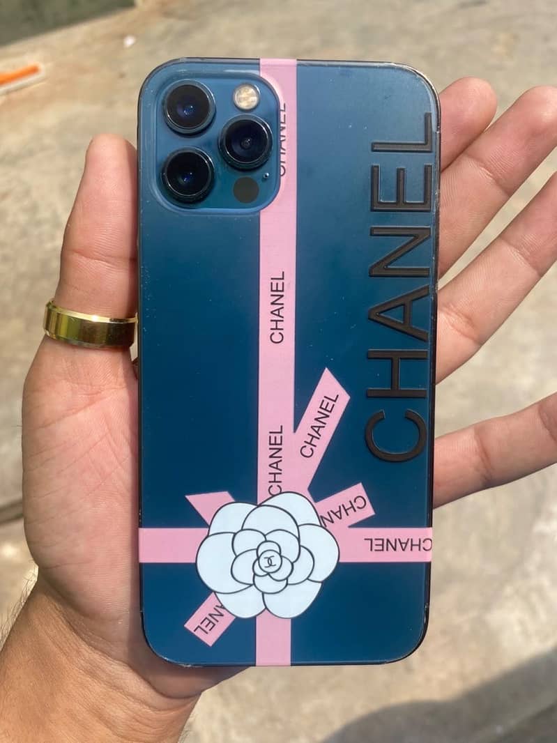 Apple iPhone 12 Pro 0