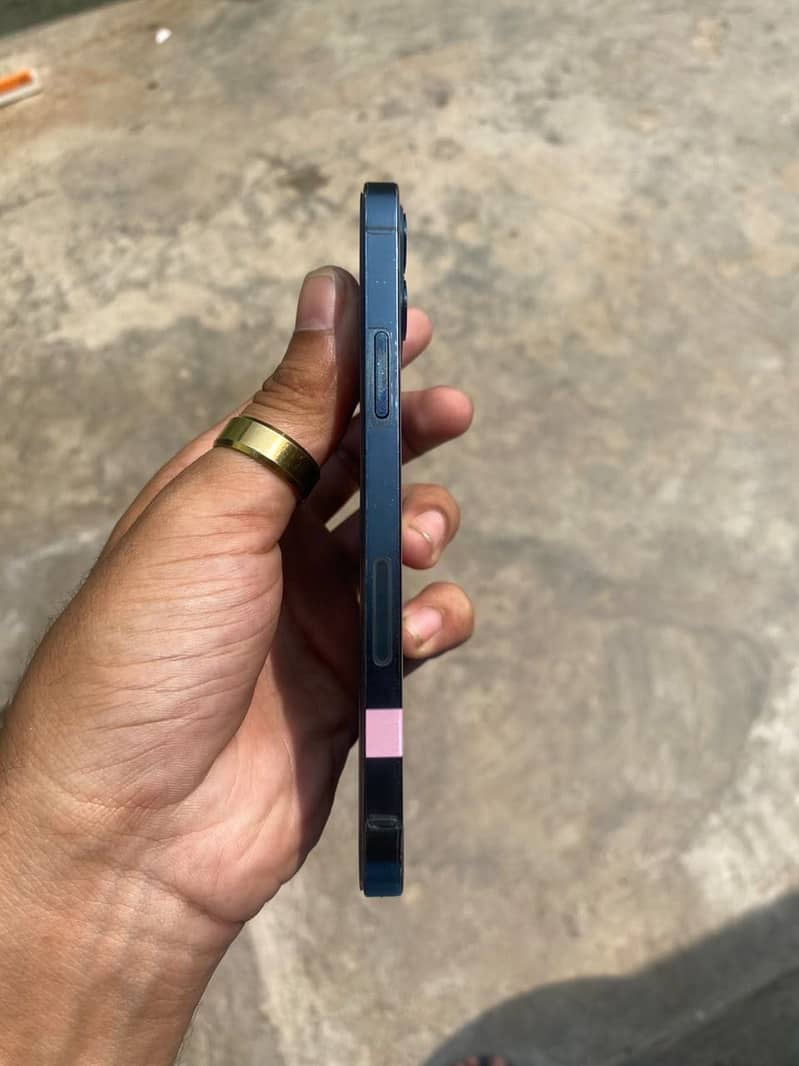 Apple iPhone 12 Pro 1