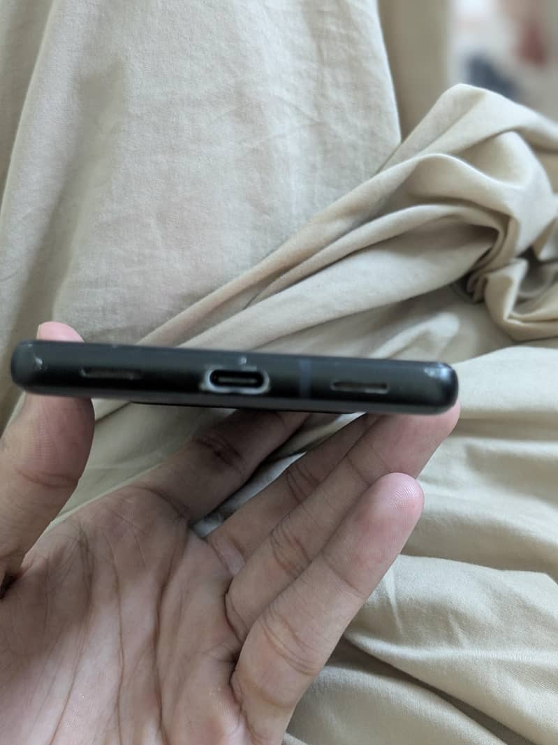 Google Pixel 6a 4