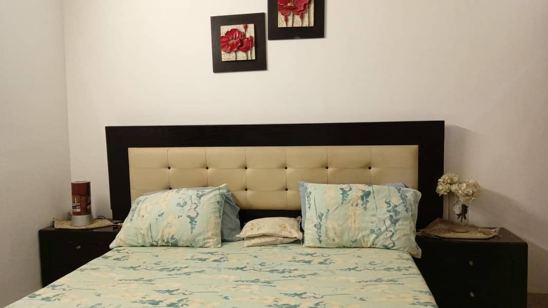 king size bed 1