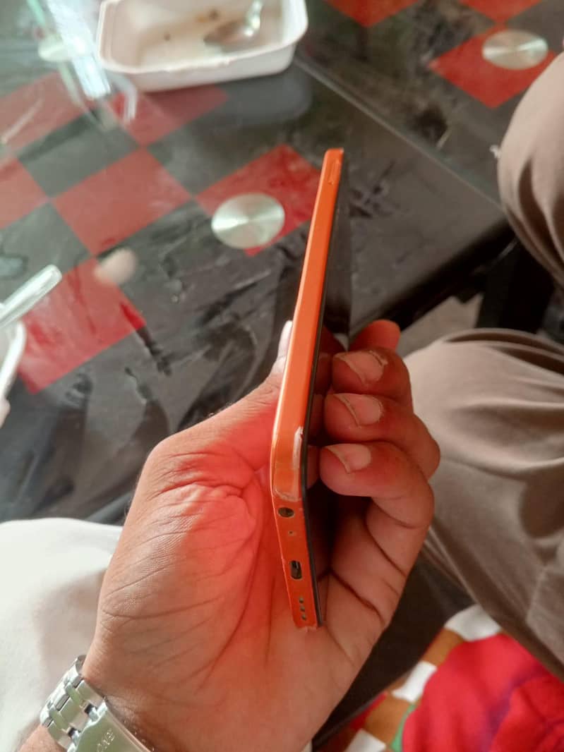 Tecno spark 40 4