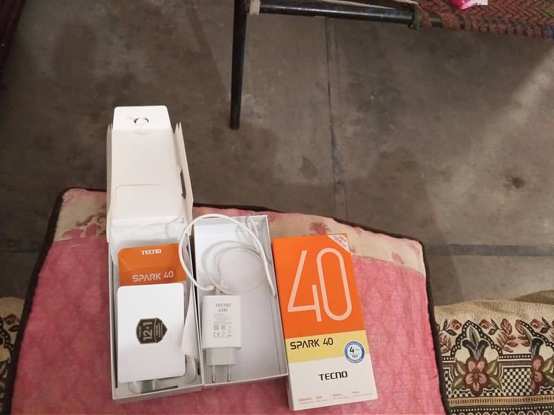 Tecno spark 40 7