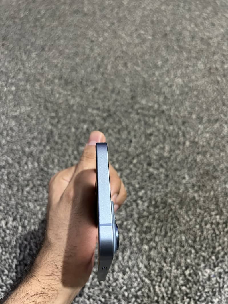iPhone 14 plus 4