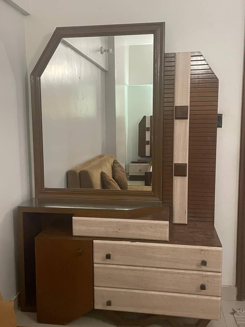 Bed/bed set/wood bed/dressing table 2