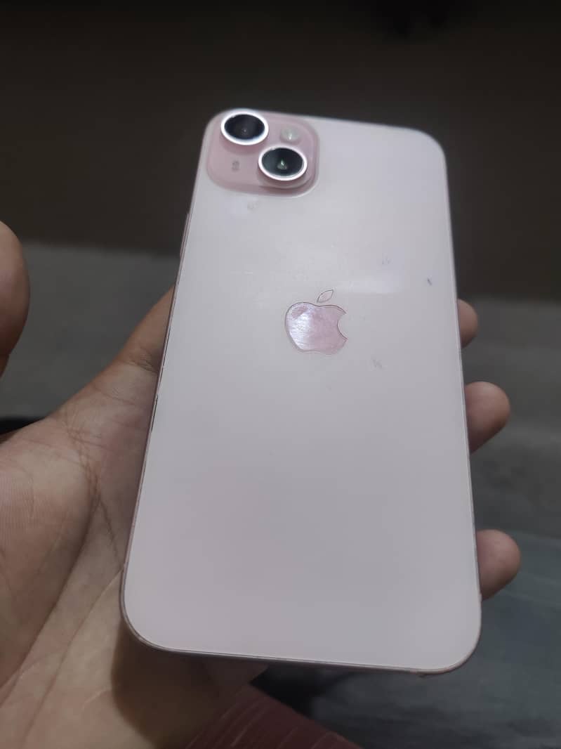 Apple iPhone 15 plus 7