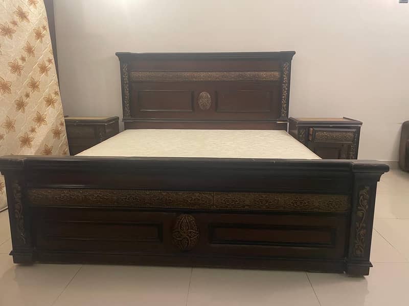 Bed/bed set/dressing table 2