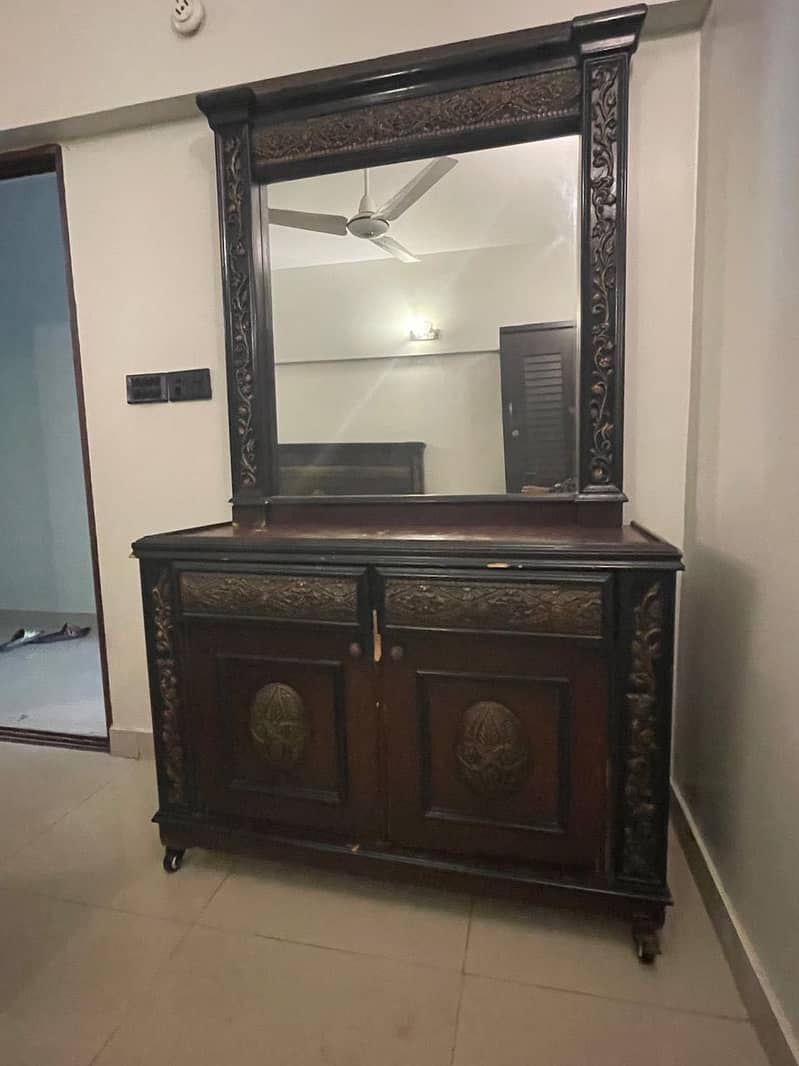 Bed/bed set/dressing table 6