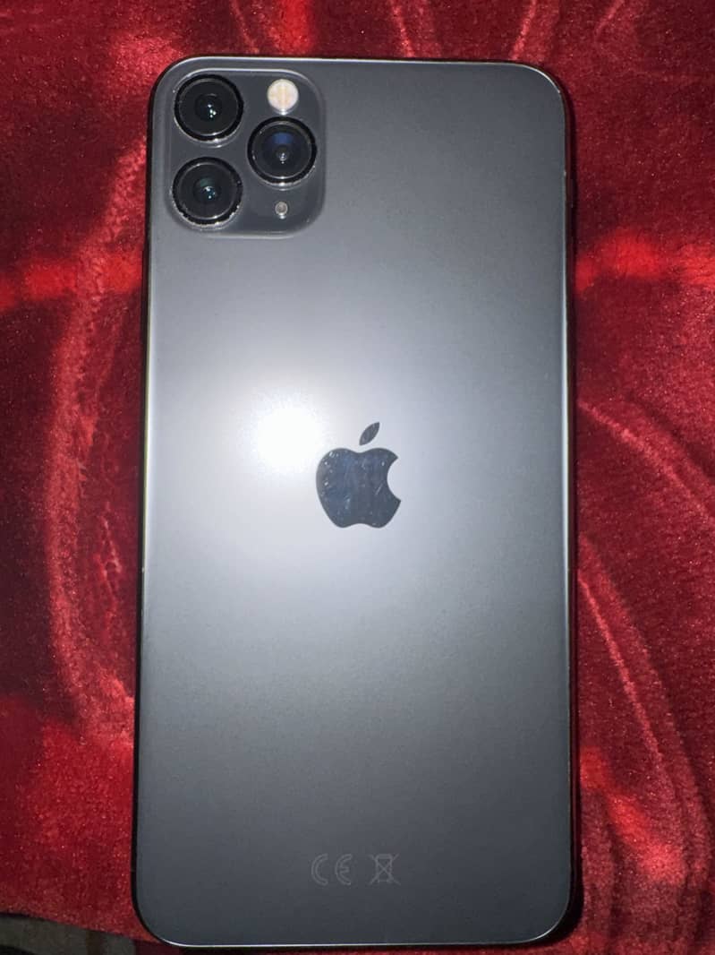 Apple iPhone 11 Pro Max 4