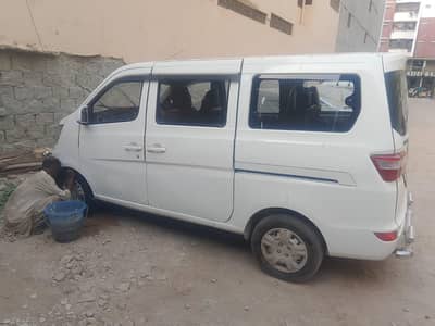 I'm selling my changan karvan 2020 genuine condition