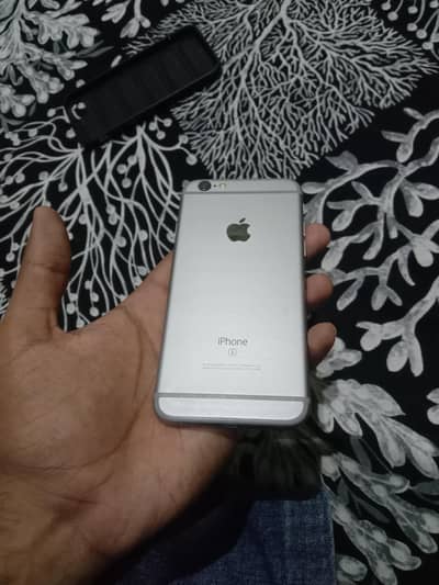 Apple iPhone 6S