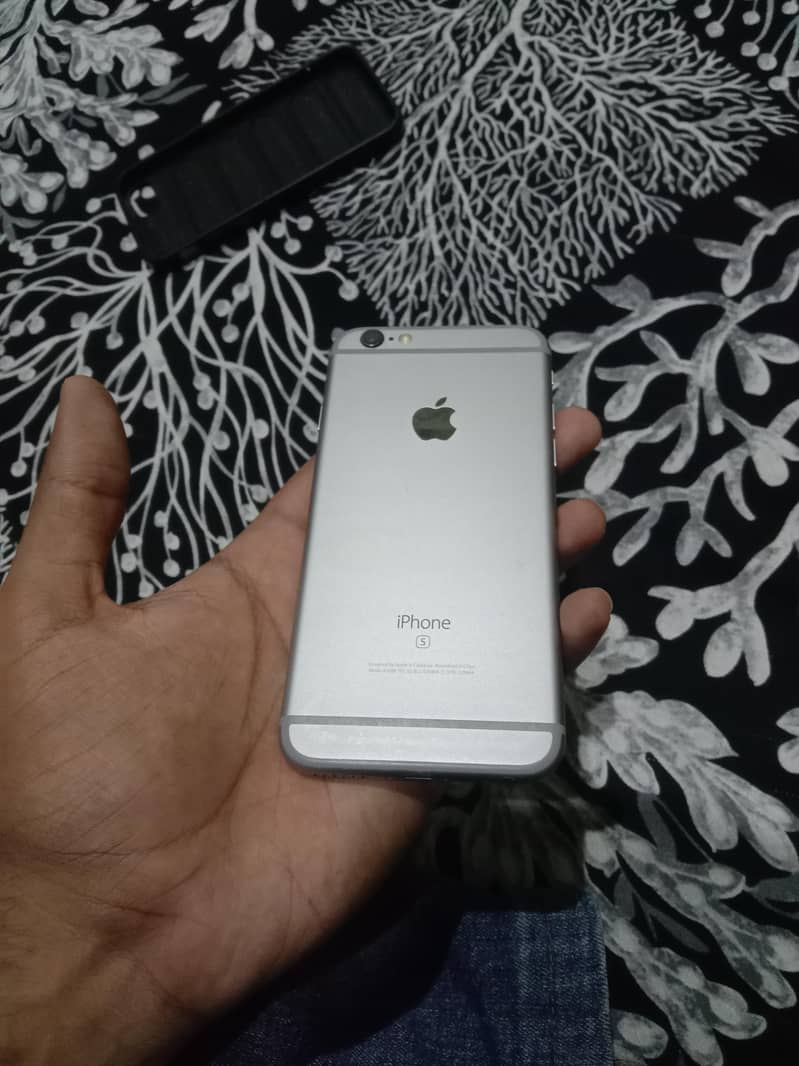 Apple iPhone 6S 0