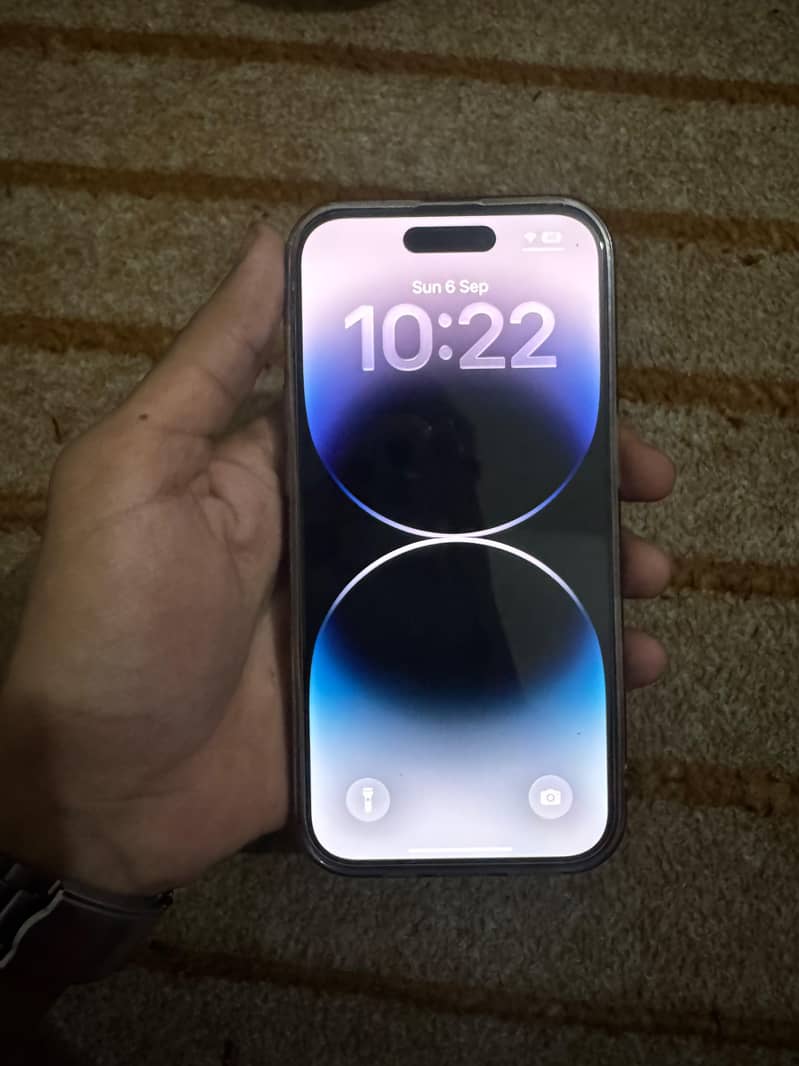 Apple iPhone 14 Pro 0
