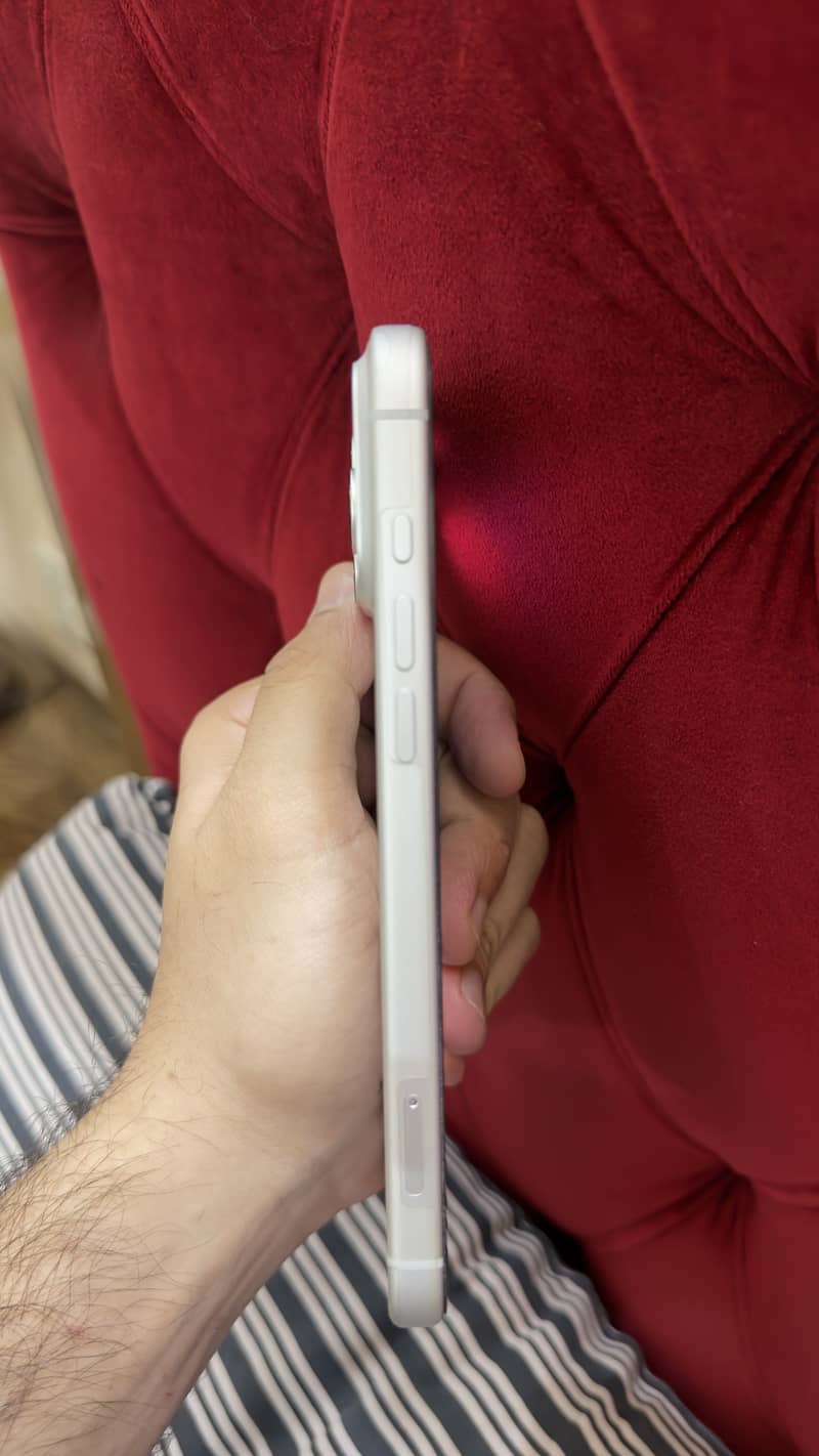 Apple iPhone 17 Pro Max 3