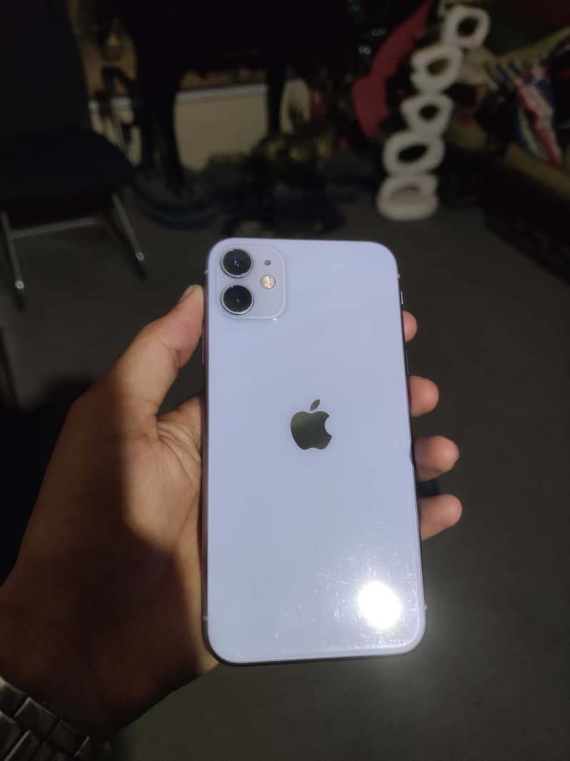 Apple iPhone 11 3