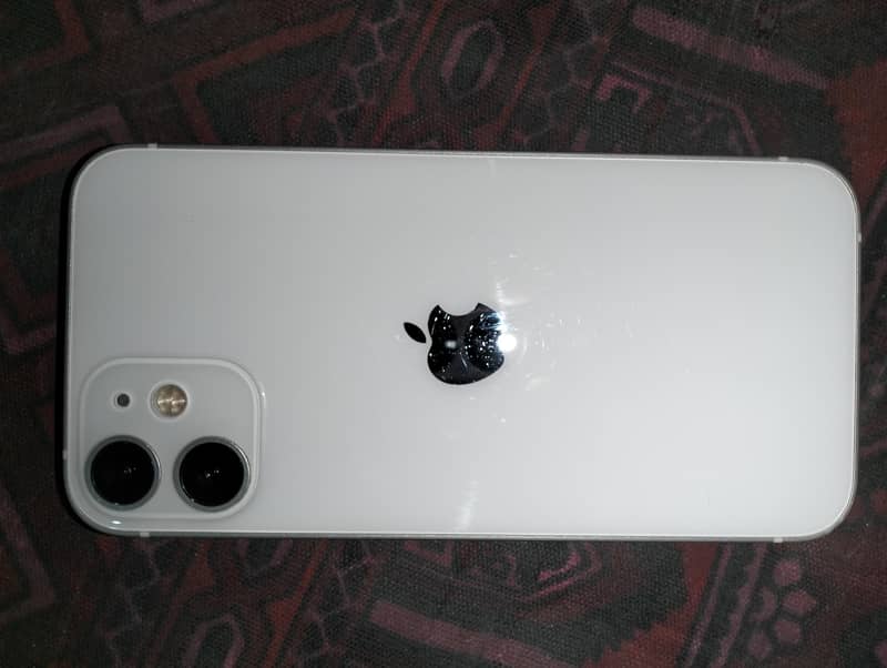 Apple iPhone 12 mini 0