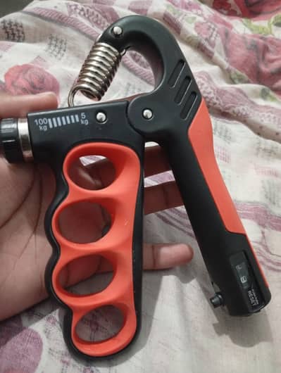 adjustable hand gripper with counter, 10/8 condition 5-100kg