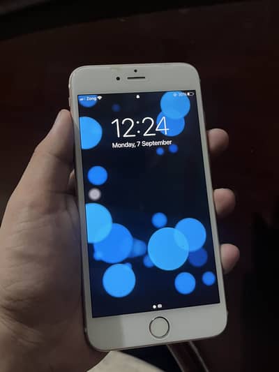 Apple iPhone 6S Plus