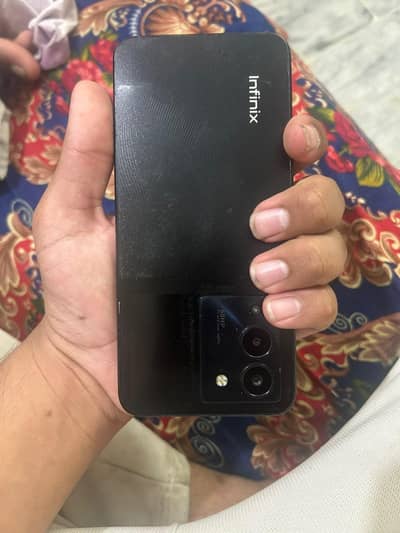 Infinix Note 12
