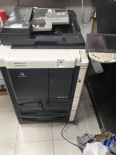 Konica Minolta Bizhub 751