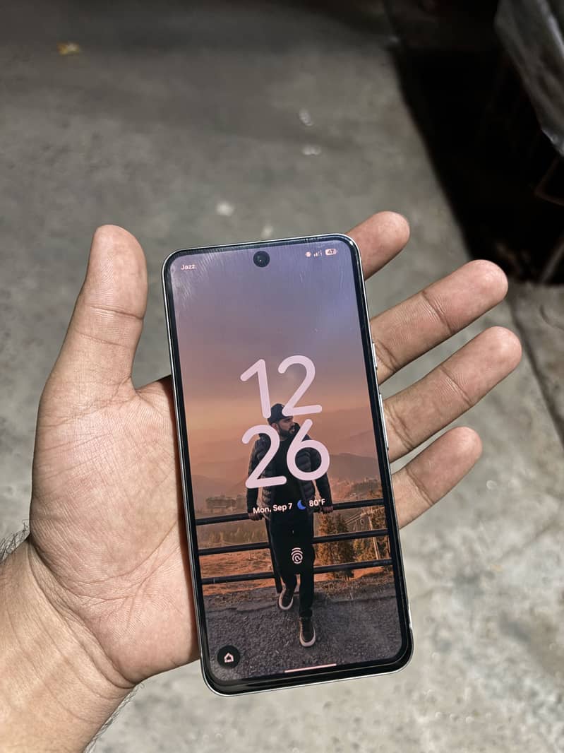 Google Pixel 8 6