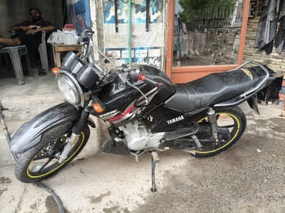 Ybr G 2017 model