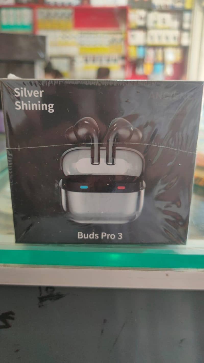 ear buds 0