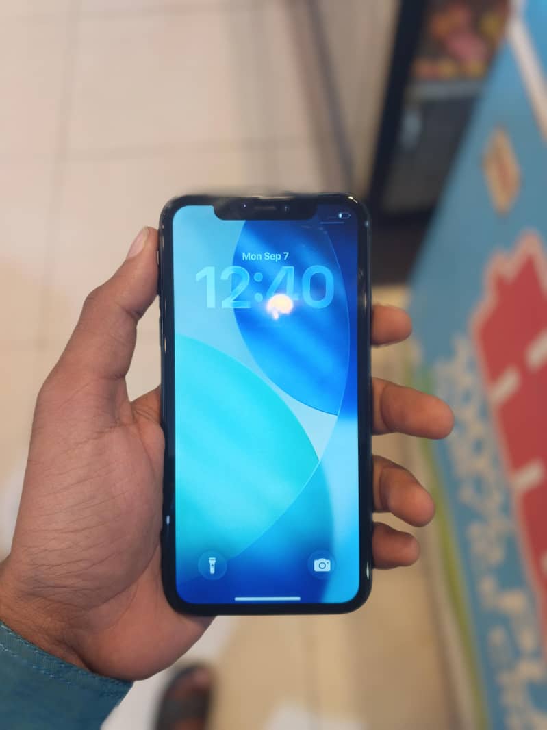 iPhone 11 1