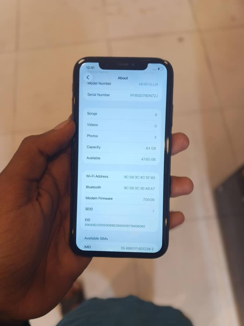iPhone 11 2
