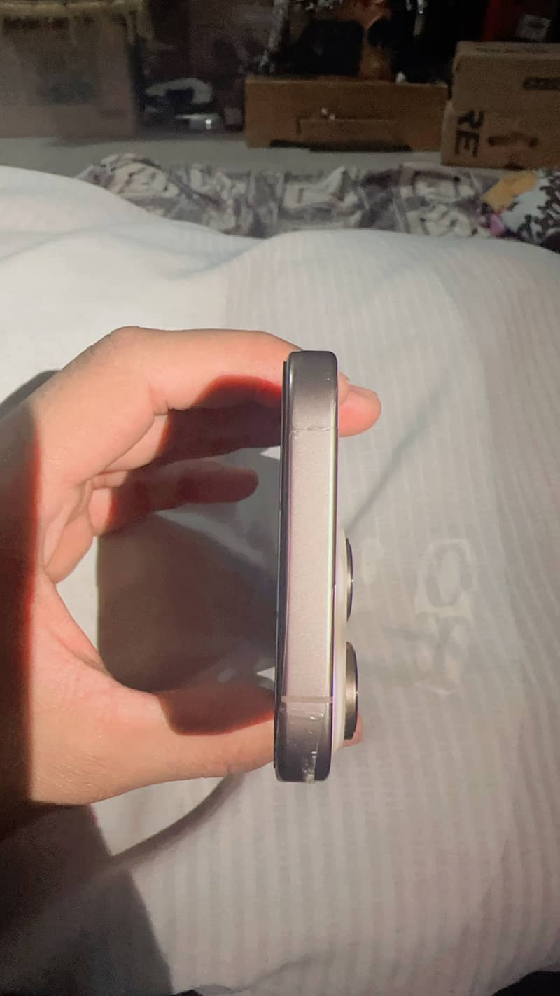 iPhone 16 Pro jv 4