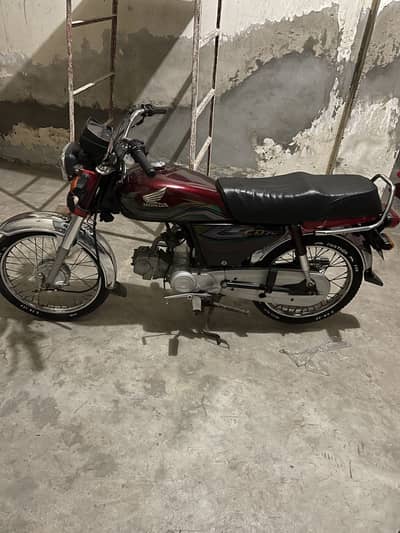 Honda cd70 23model