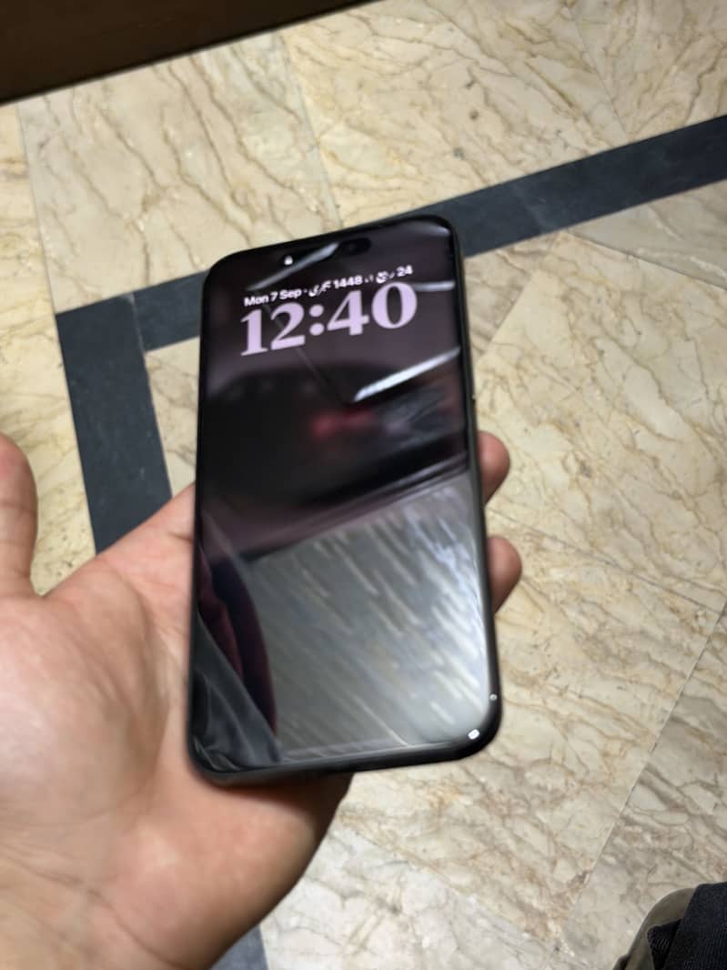 Apple iPhone 15 Pro Max 0