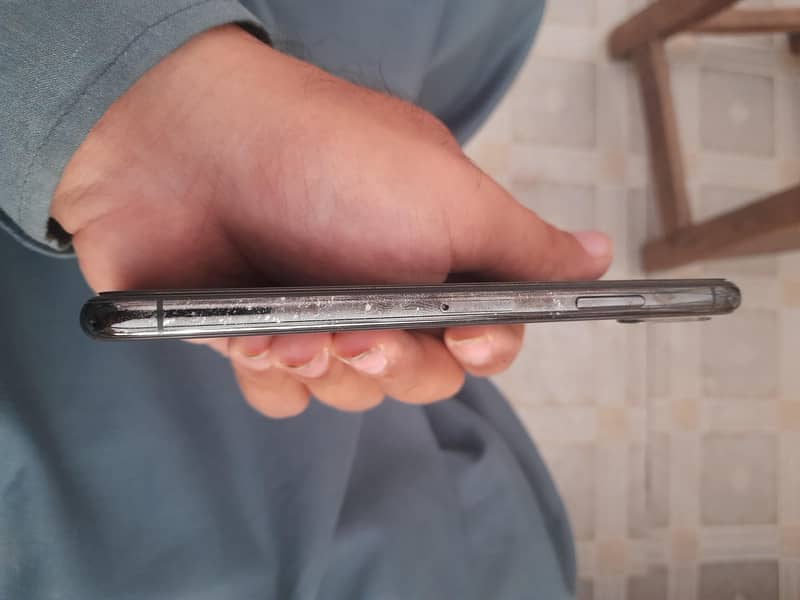 Apple iPhone X 2