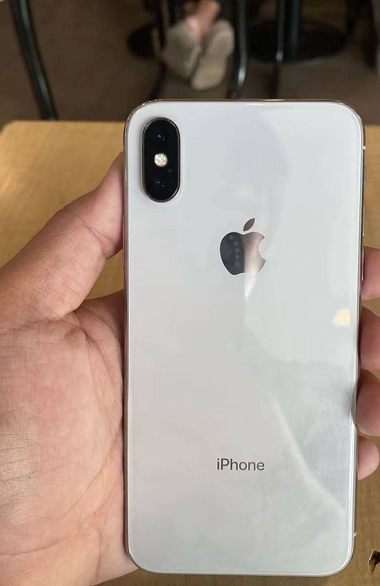 Apple iPhone X 0