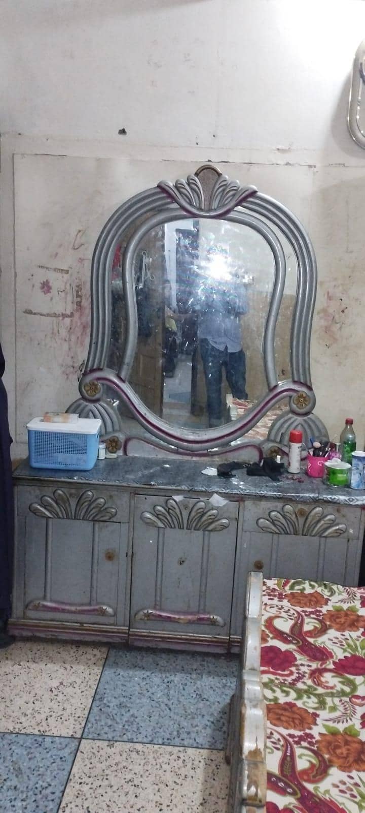 bed with side table showcase and dressing table 8